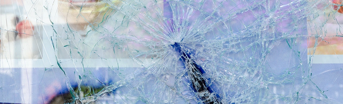 Window Broken Glass Repair in Kendall West, FL