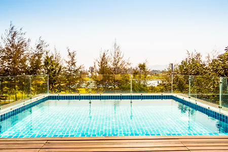 Cost of Glass Pool Fence Repair in Kendall West, FL