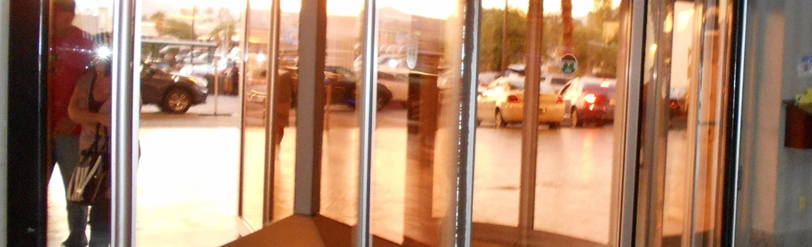Storefront Glass Repair Cost in Kendall West, FL